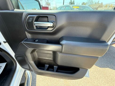 Used 2019 Chevrolet Silverado 1500 Custom Trail Boss image 24