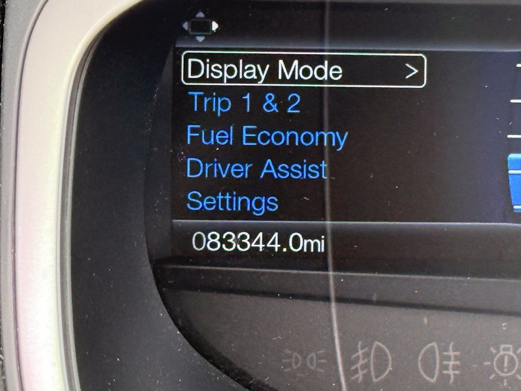 Used 2017 Ford Edge SEL w/ Equipment Group 201A FWD image 17