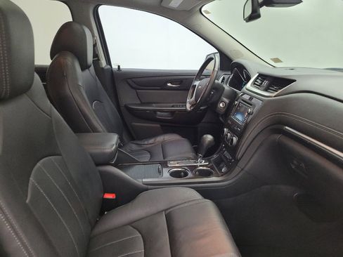 Used 2017 Chevrolet Traverse Premier FWD image 21