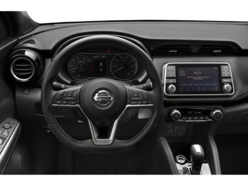 Used 2019 Nissan Kicks SR w/ Exterior Package FWD image 10