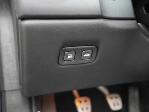 Used 2011 Chevrolet Corvette Grand Sport w/ Preferred Equipment Group image 28