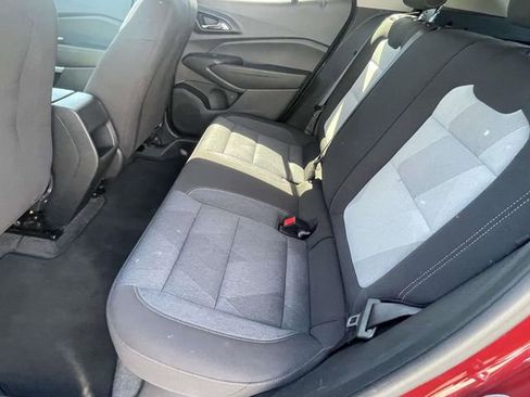 Used 2024 Chevrolet Trax LS w/ LS Convenience Package FWD image 12
