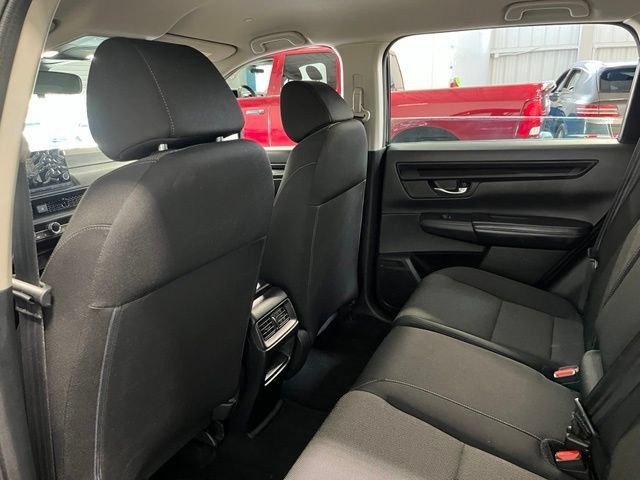 Used 2024 Honda CR-V LX image 18