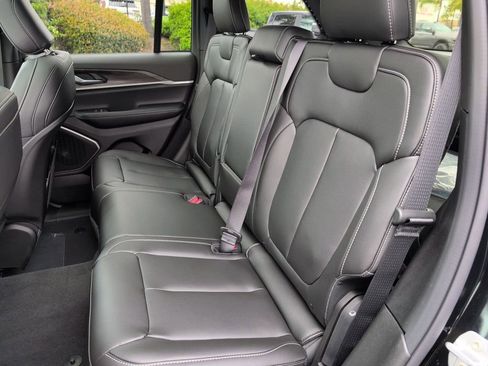 New 2026 Jeep Grand Cherokee Limited image 22