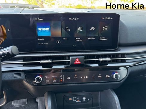 New 2026 Kia Sportage EX w/ EX Panorama Roof Package image 14