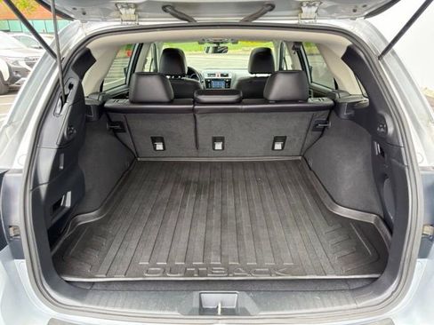 Used 2017 Subaru Outback 2.5i Limited AWD/4WD image 22