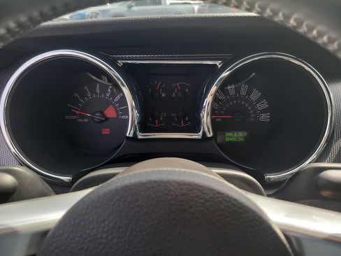 Used 2007 Ford Mustang GT RWD image 25