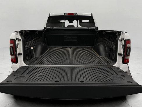 Used 2023 RAM 1500 Big Horn AWD/4WD image 7