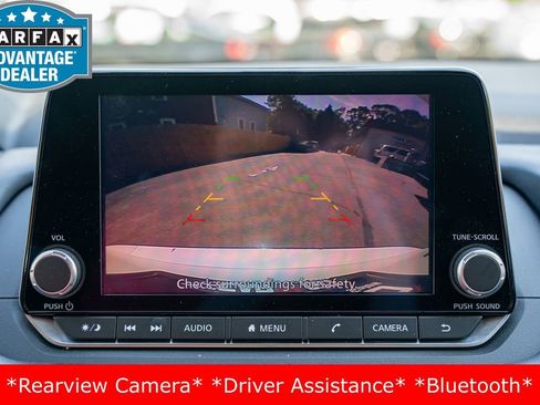 Used 2024 Nissan Rogue SV image 27