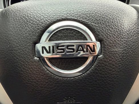 Used 2016 Nissan Rogue S image 24