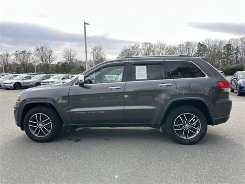 Used 2017 Jeep Grand Cherokee Limited w/ Trailer Tow Group IV image 2