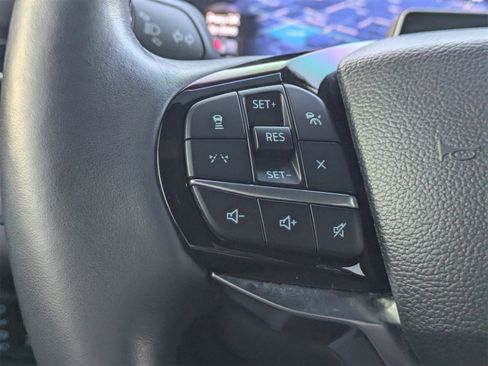 Used 2025 Ford Explorer Platinum w/ Ultimate Package image 32