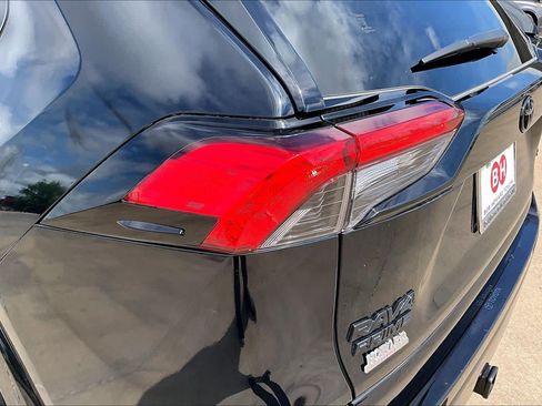 Used 2023 Toyota RAV4 SE w/ Weather & Moonroof Package AWD/4WD image 28