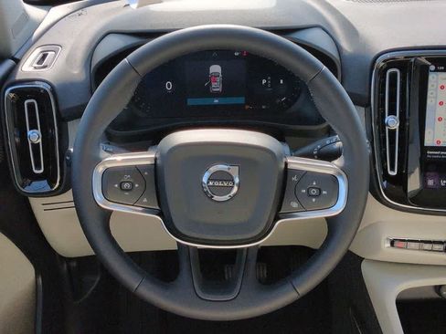Used 2026 Volvo XC40 B5 Ultra w/ Protection Package Premier AWD/4WD image 22