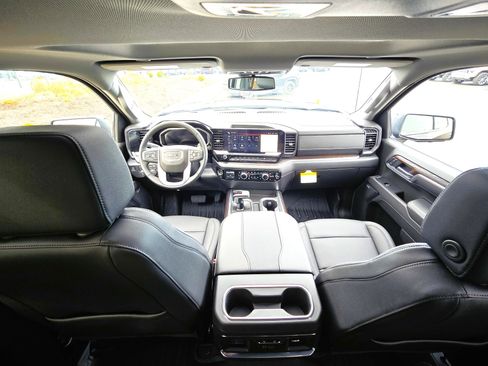 New 2026 GMC Sierra 1500 SLT w/ SLT Premium Plus Package image 18