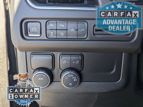 Used 2022 Chevrolet Tahoe LT w/ LT Signature Plus Package image 17