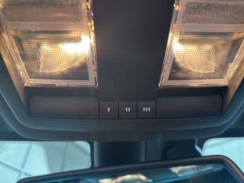 Used 2021 Dodge Challenger SRT Hellcat w/ Plus Package image 28