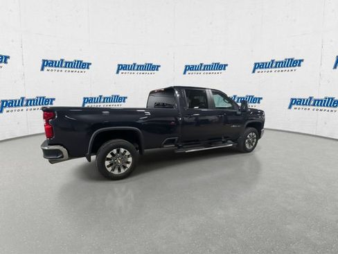 Used 2024 Chevrolet Silverado 2500 LT AWD/4WD image 10