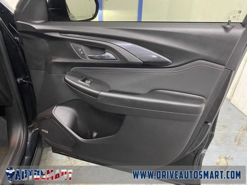 Used 2022 Chevrolet TrailBlazer RS w/ Technology Package image 20