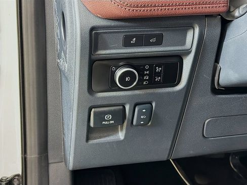 Used 2024 Ford Expedition Limited RWD image 37