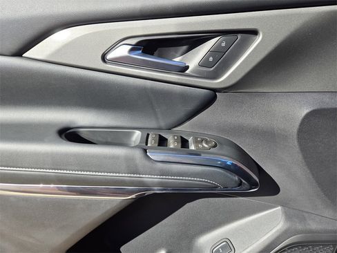 New 2026 Chevrolet Traverse LT w/ Sun and Wheel Package image 12