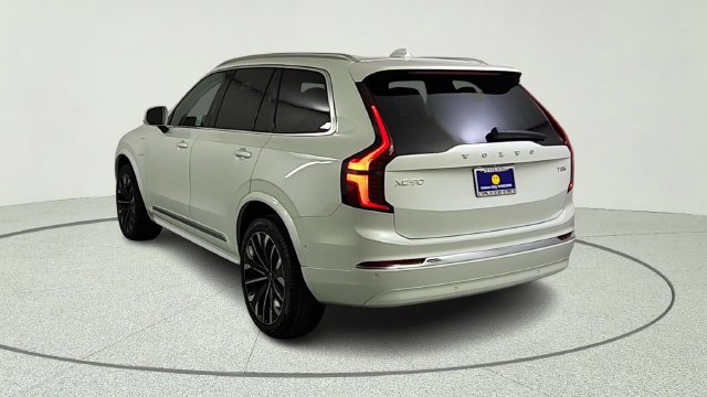 New 2026 Volvo XC90 T8 Plus w/ Protection Package AWD/4WD image 8
