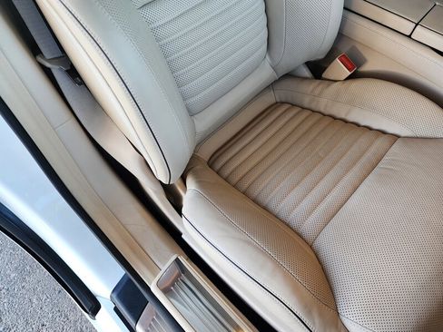 Used 2016 Mercedes-Benz SL 550 w/ Driver Assistance Package image 87