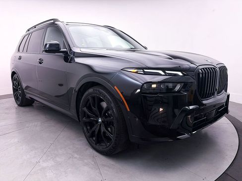 Used 2024 BMW X7 xDrive40i w/ Executive Package image 1