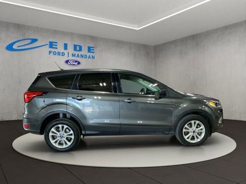 Used 2019 Ford Escape SE AWD/4WD image 8