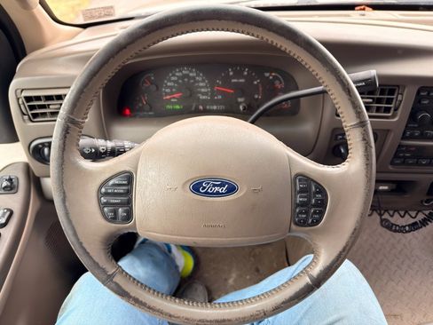 Used 2003 Ford Excursion Eddie Bauer image 13