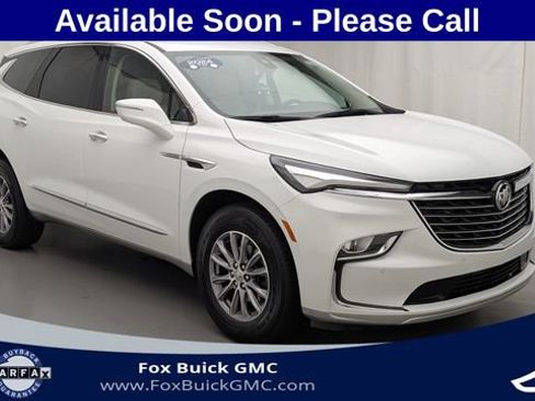 Used 2024 Buick Enclave Essence w/ Sound and Sites Package AWD/4WD image 3