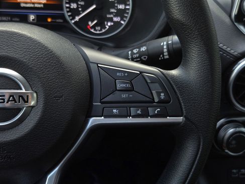 Used 2023 Nissan Sentra SV image 19