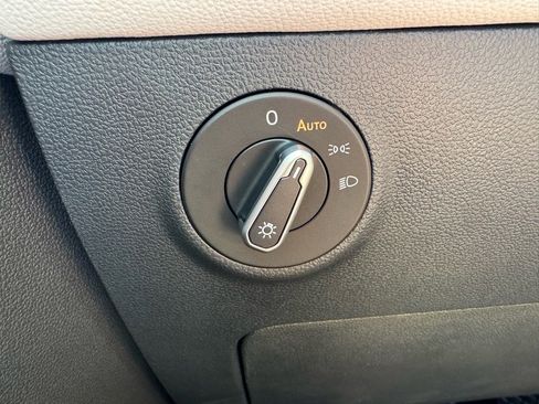 New 2025 Volkswagen Taos S image 22