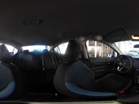 Used 2025 Nissan Versa SV image 42