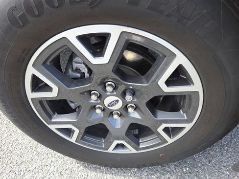 Used 2024 Ford F150 STX RWD image 11