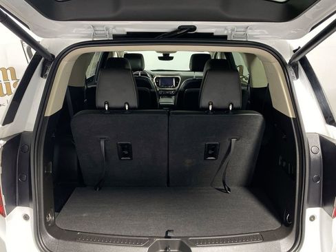 Used 2023 GMC Acadia Denali w/ Denali Ultimate Package image 24