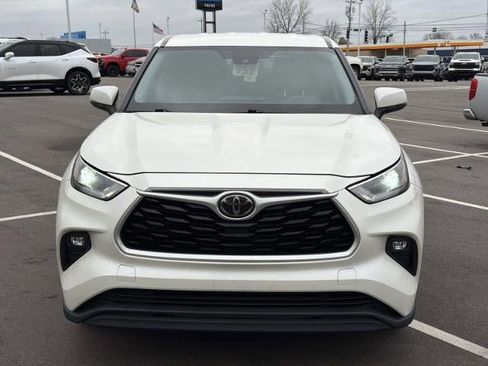 Used 2021 Toyota Highlander L image 28