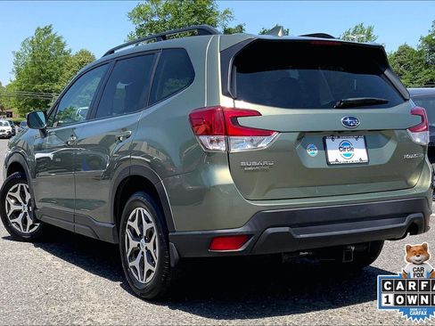 Certified 2021 Subaru Forester Premium AWD/4WD image 13
