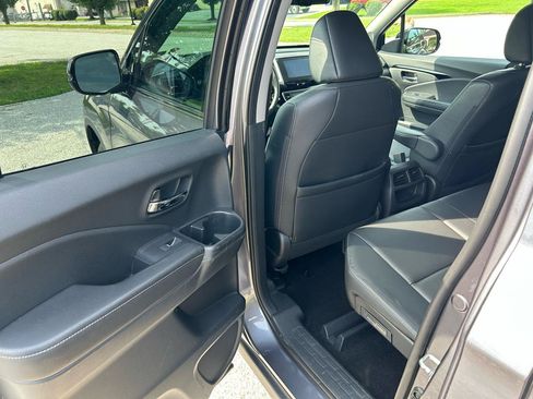 Used 2017 Honda Ridgeline RTL-E image 12