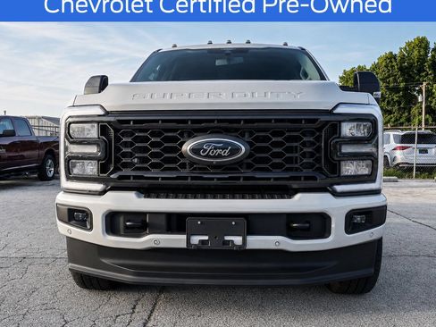 Used 2025 Ford F350 Lariat w/ Lariat Ultimate Package AWD/4WD image 2