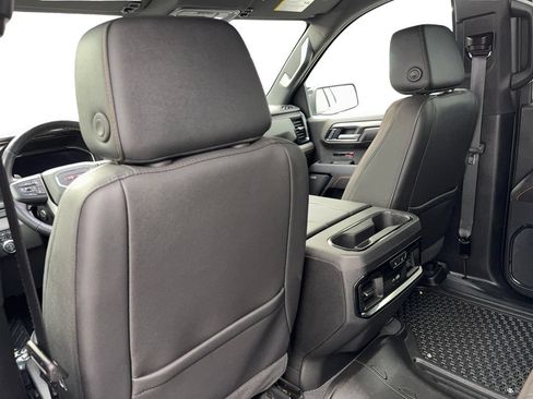 Used 2025 GMC Sierra 1500 AT4 w/ AT4 Premium Package AWD/4WD image 37