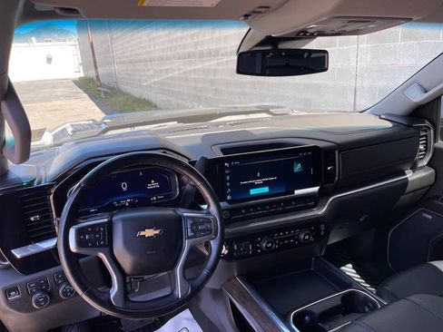 Used 2025 Chevrolet Silverado 3500 LTZ w/ LTZ Plus Package AWD/4WD image 15
