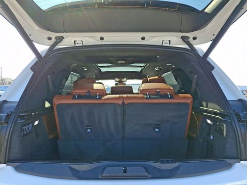 Used 2026 BMW X7 xDrive40i image 28