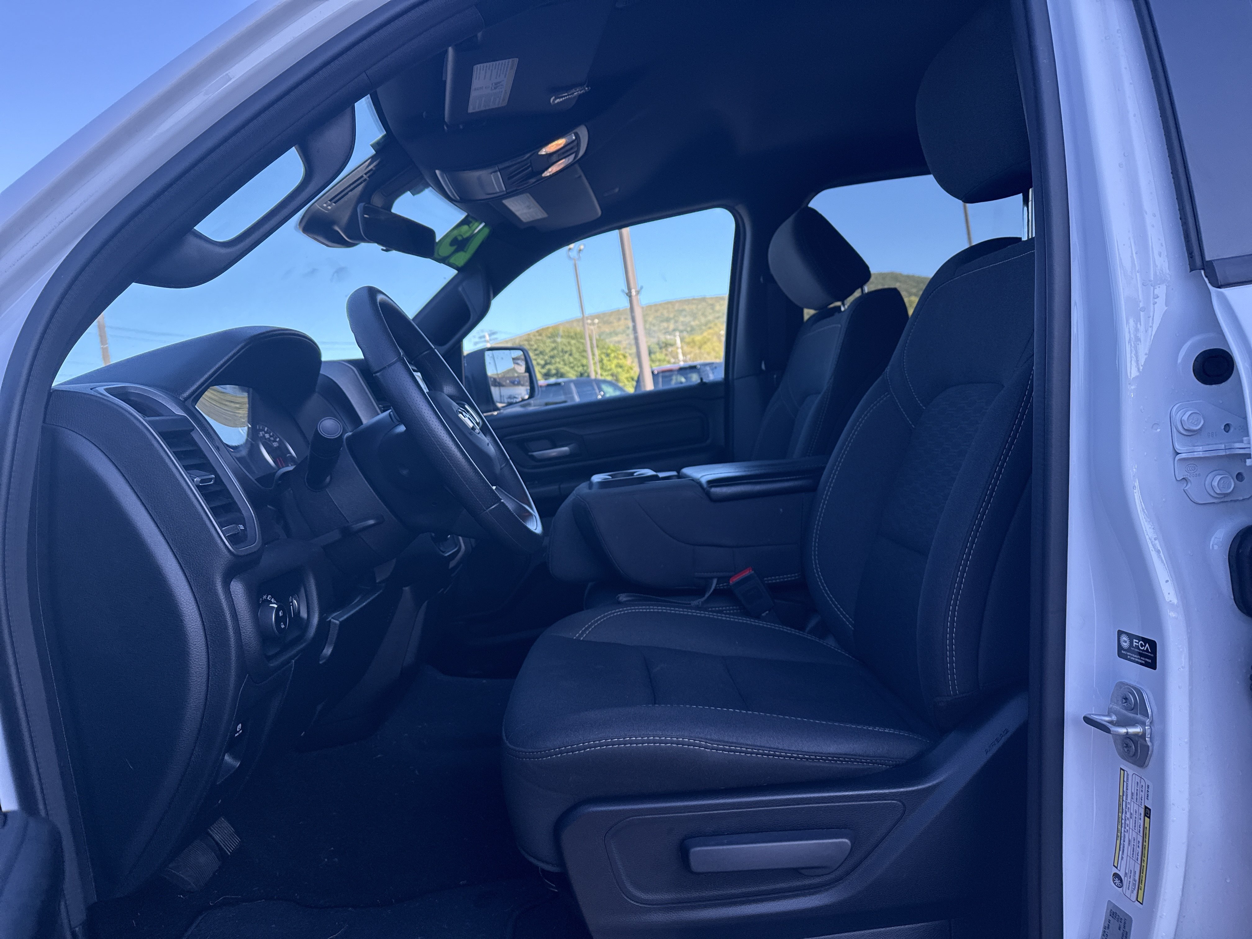 Used 2025 RAM 1500 Tradesman w/ Night Edition AWD/4WD image 13