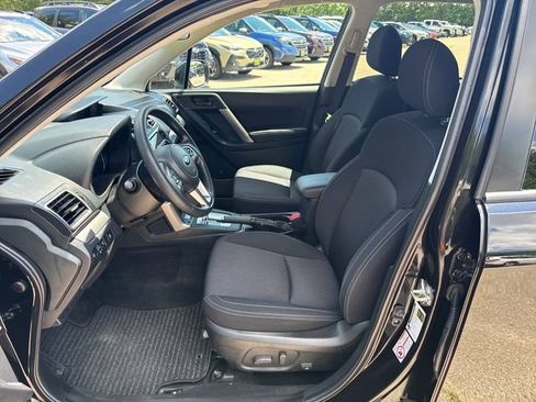 Used 2018 Subaru Forester 2.5i Premium AWD/4WD image 11