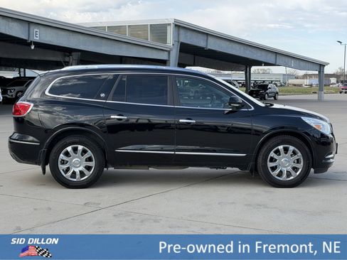 Used 2017 Buick Enclave Leather w/ Trailering Package image 3