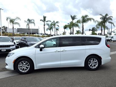 Certified 2023 Chrysler Voyager LX
