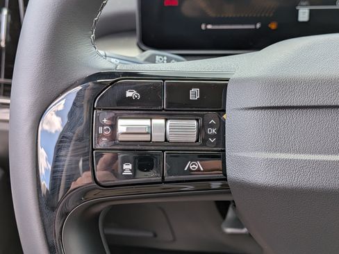 New 2026 Kia Sorento LX FWD image 27