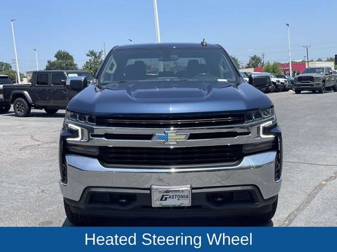 Used 2022 Chevrolet Silverado 1500 LT AWD/4WD image 3