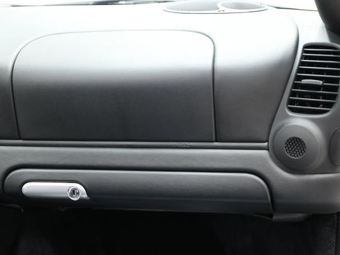 Used 2003 Porsche 911 Cabriolet image 74
